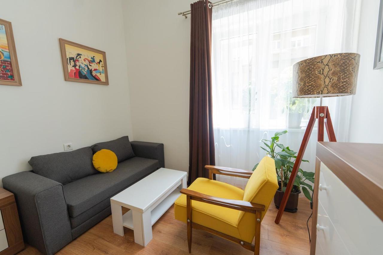 Sleep Hostel Nis Ngoại thất bức ảnh